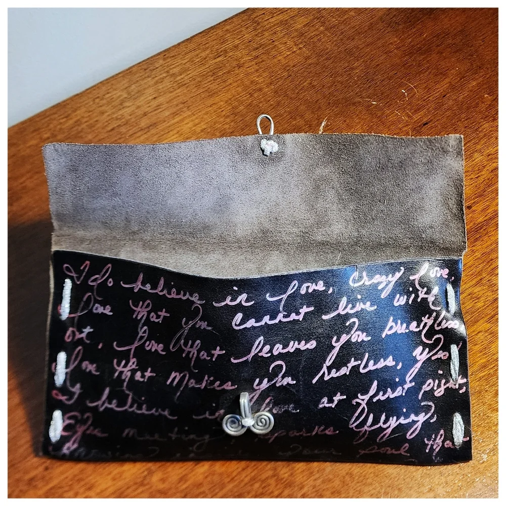Unique Handwritten Script Clutch - Picture 3 of 3